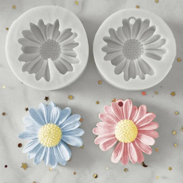 Candle Making Kit – 3D Silicone Daisy Mold for DIY Candles - Image 4